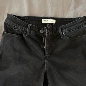 Levi Strauss Women's blackStraight Leg Jeans